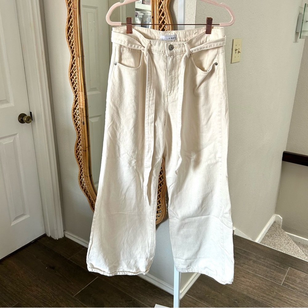 LOFT / High Rise Palazzo Jeans in Ecru